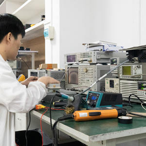 Microfone Sem Fio Profissional 100W 5100-5300Mhz Amplificador de Potência RF Bloqueador de Interferência Anti Drone Módulo RF - Product Image 3