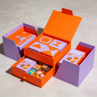 Boîte en carton ondulé E-flute, petite boîte d'emballage en papier kraft, boîte à courrier cadeau noire personnalisée en gros