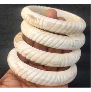 Venta caliente Pulsera de cuerno de búfalo hecha a mano para mujer Precios de brazalete de hueso de alta calidad - Product Image 2