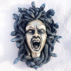 Nuovo Design Scultura Testa di Medusa Statua Medusa Blu Navy Decorazione per Arredamento Statua da Parete Grecia - Product Image 6