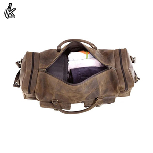 Sac de voyage en cuir vintage, taille cabine, unisexe, dernier modèle 2023, en vente - Product Image 5