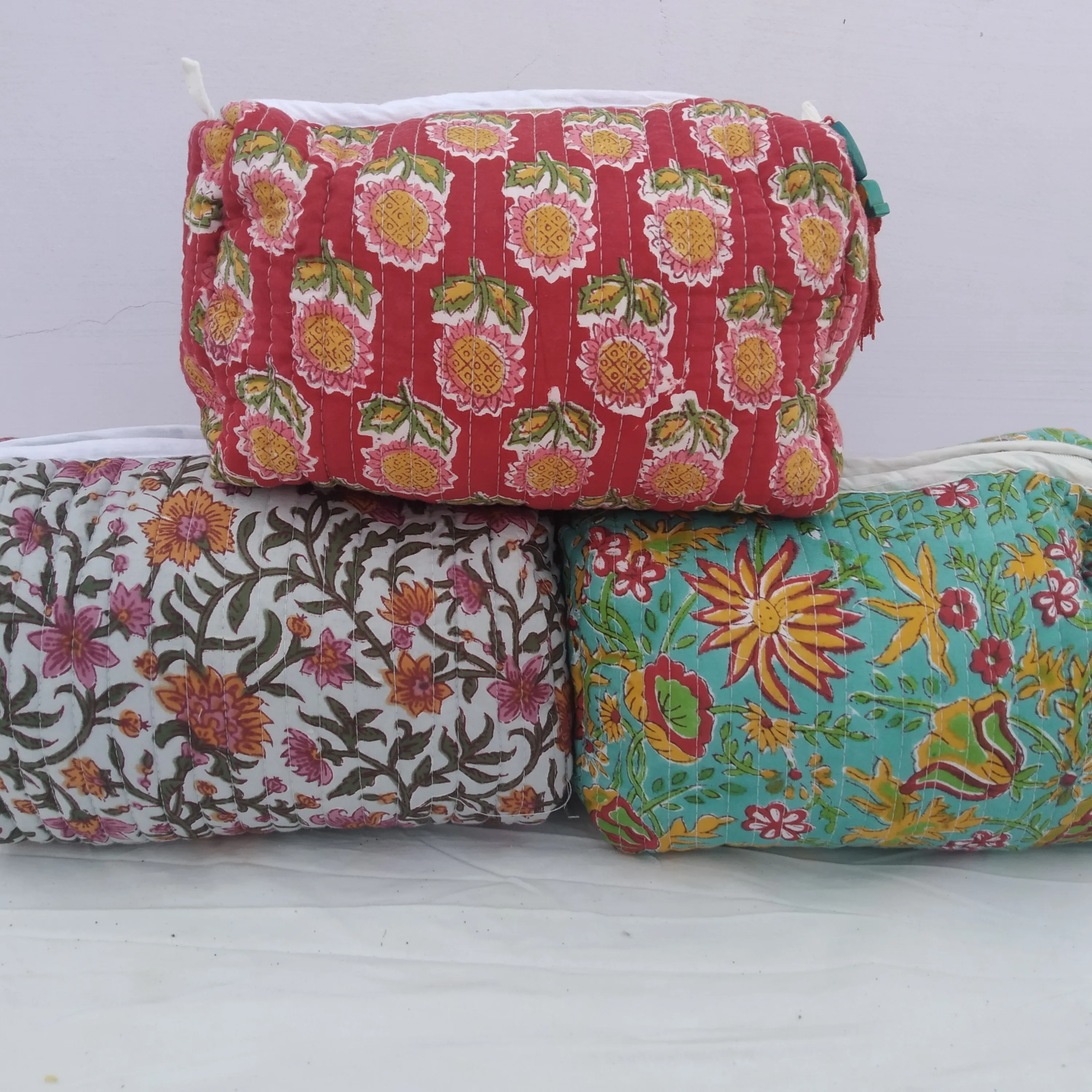Hand Block Cotton Cosmetic Bag Small Travel Bag Beautiful Floral Print Cotton Pouch Waterproof Cotton Pouch