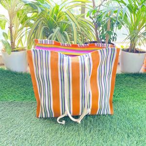 Grandes pochettes écologiques à fermeture éclair Sacs à cosmétiques et à linge réutilisables en nylon recyclé Approvisionnement en vrac d'Inde - Product Image 1