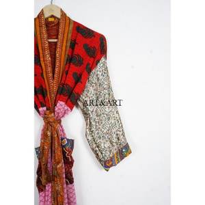 Conjunto de Pijama de Seda para Mujer con Cuello en V, Transpirable, Suave, Largo, con Decoración de Encaje, Cintura Ajustada, Diseño Casual y Sexy - Product Image 3