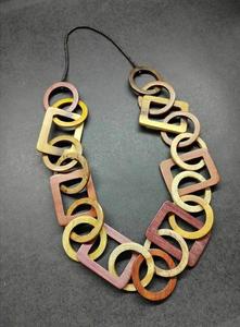 Forma de resina única de tendencia con mucho color, collares de moda gruesos de resina, pulsera suelta Lucite, pendientes, collar de joyería - Product Image 6