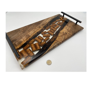ถาดไม้อะคาเซียทำด้วยมือพร้อมที่จับโลหะถาดเสิร์ฟของขวัญแต่งงานทำจากเรซิน & ไม้แบน - Product Image 2