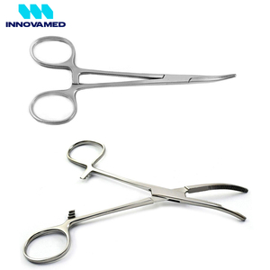 Pinza Hemostática Curva Kelly de Acero Inoxidable con Bloqueo de Trinquete, 14cm, Reutilizable, Manual, Hecha a Mano, INNOVAMED - Product Image 5