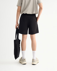 Short mi-haut solide pour homme avec poche zippée coupe relax léger et résistant à l'eau, séchage rapide, tenue décontractée d'extérieur, routine Vietnam - Product Image 2