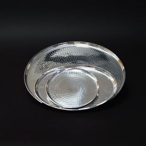 Plateau de service en métal personnalisé au design contemporain de luxe Forme irrégulière et logo personnalisé pour une décoration de table élégante - Product Image 5