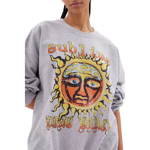 Sudadera con Capucha Extra Grande de Algodón 100% con Estampado Personalizado en la Parte Delantera para Mujer - Product Image 2