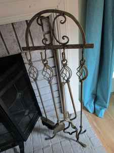 Ensemble d'outils de cheminée suspendus porte-bûche pour la maison et l'intérieur extérieur comprend 4 outils ensembles de cheminée et accessoires fournitures de jardin - Product Image 2