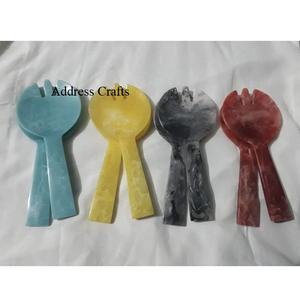 Ensemble de service à salade fait à la main outils à salade en résine tourbillon multicolore ustensiles de cuisine ensemble de cuillères de service mélangeur d'ustensiles de cuisine vente chaude - Product Image 1