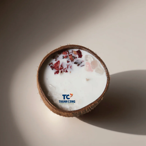 VELA DE COCO personalizable de Vietnam en cuenco de coco con logotipo grabado y múltiples mezclas de fragancias - Product Image 1