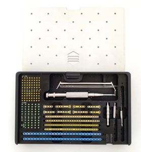 Meilleur ensemble d'instruments chirurgicaux vétérinaires essentiels en acier inoxydable pour chiens, réutilisable, de qualité supérieure - Product Image 1