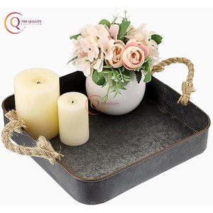Plateau carré en métal noir en métal galvanisé plaqué noir Plateau en métal Design traditionnel pour la maison Hôtels et restaurants Décor - Product Image 1