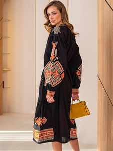 Robe Maxi d'été pour dames Personnalisable en coton Casual Washable Mini Dress Tassel Decoration for Autumn Season Raisonnable Price - Product Image 2