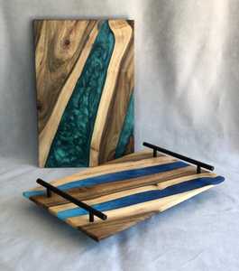 PLATEAU de service en résine naturelle époxy Plateau à fromage en bois d'olivier Plateau de service en bois de résine Planche à découper Planche à découper en résine - Product Image 4
