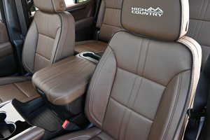 Chevrolet Tahoe High Country 4WD d'occasion propre 2026 - Product Image 4
