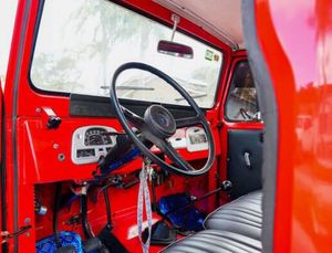 LANDCRUISER HJ45 de 1977 USADO EN BUEN ESTADO, Camioneta de Cabina Simple, Confort 4x4, TRACCIÓN EN LAS CUATRO RUEDAS, TRANSMISIÓN MANUAL DE 80L - Product Image 2