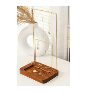 ที่ตั้งเครื่องประดับโลหะสไตล์วินเทจพร้อมฐานการตกแต่งที่สมบูรณ์แบบสำหรับการจัดระเบียบชิ้นส่วนเครื่องประดับที่ดี - Product Image 5