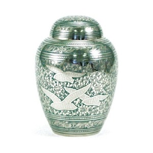 Urnes de crémation en laiton de haute qualité et uniques avec gravure urnes funéraires en métal fini or et bleu pour cendres humaines - Product Image 6