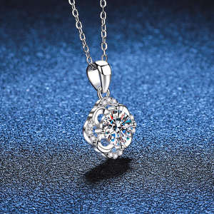 Collier tendance pour femme en argent sterling 925, forme de moulin à vent, taille brillant, moissanite 1 carat, multicolore, trèfle à quatre feuilles, magnifique - Product Image 2