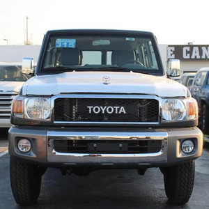 <span class=keywords><strong>TOYOTA</strong></span> LANDCRUISER 70 SERIES 4.0L SUV 4x4 5 <span class=keywords><strong>portes</strong></span> 2023 d'<span class=keywords><strong>occasion</strong></span>, élégant et fiable - Product Image 4