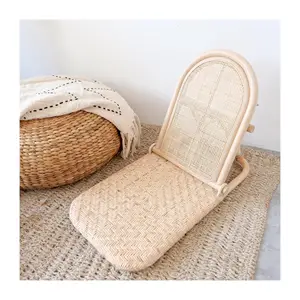 Langlebiger rattan-Lounge-Stuhl mit individuellem Logo einzigartiger Klappstuhl für Strand- und Poolparty