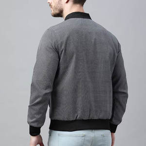 Blouson aviateur pour homme, couleur unie, différentes tailles disponibles, design élégant, broderie, blouson aviateur décontracté - Product Image 3