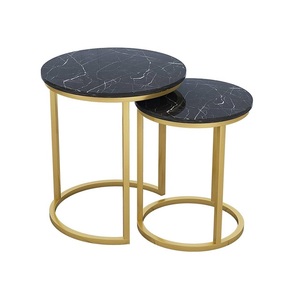 Table basse tendance de qualité supérieure avec plateau en marbre noir et table basse à pieds dorés à faible coût - Product Image 2