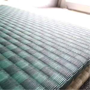 Tapis de bébé en polypropylène fait à la main Tatami couleurs à carreaux 820*820*15mm forme carrée rembourrage de tapis imperméable - Product Image 1