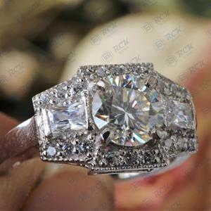 2,50 CTW corte redondo tres piedras plata esterlina Halo ajuste celta Moissanite anillo para mujeres aniversario y cumpleaños amor regalo - Product Image 5