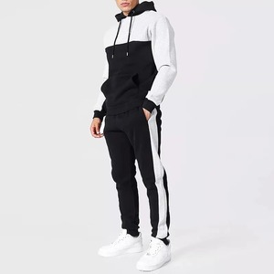 ชุดวอร์มกีฬาผู้ชายคุณภาพสูง ระบายอากาศได้ดี เป็นมิตรกับสิ่งแวดล้อม สามารถปรับแต่งโลโก้ได้ เหมาะสำหรับวิ่ง - Product Image 1