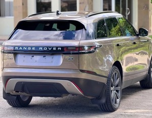 SUV de Luxe d'Occasion d'Excellente Qualité Range Rover Velar 2018 Quatre Cylindres Diesel Turbocompressé 2 000 cm³ - Product Image 1
