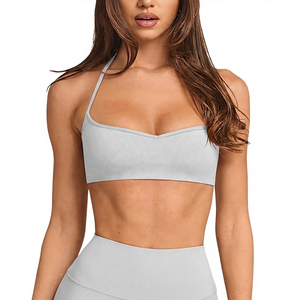 Women's Pink Halter Neckline Seamless Sports Bra Medium Support Yoga Workout Top V-Neck Strap Solid Color - Product Image 6
