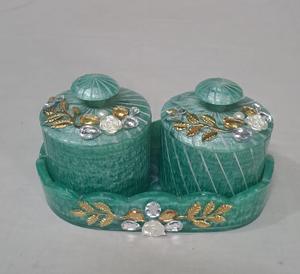 Juego de dos tarros y bandeja de resina decorativa de primera calidad 100% - Product Image 6