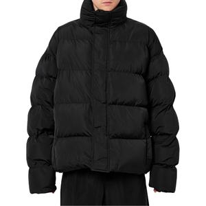 2025 nouveauté hommes matelassé doudoune hiver coupe-vent avec capuche noire épaisse et rembourrage à bulles brillant toile matériel - Product Image 1