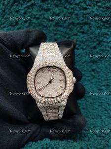 นาฬิกาสแตนเลสประดับเพชรสไตล์ฮิปฮอปประดับเพชรหน้าปัดกระจกหน้าต่างสำหรับผู้ชายผู้หญิงทำด้วยมือสุดหรูดูเท่ - Product Image 2