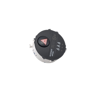Botón de Luces de Emergencia para TOYOTA Yaris Serie 83950-0D100 (14>16) - Product Image 2