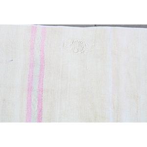 พรมวินเทจขนาด 1.6x8.9 ฟุต สีขาวชมพู ลายพรางตุรกี ทำจากขนสัตว์ - Product Image 4