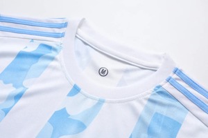 ชุดกีฬาฤดูหนาวสำหรับผู้ชายชุดฝึกซ้อมฟุตบอลชุดวอร์มแขนสั้นสำหรับผู้ชาย - Product Image 6