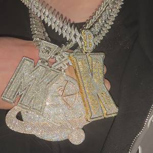 Pendentifs fins en or massif 14k personnalisés et breloques pendentif en diamant CVD pendentif hip hop en diamant certifié IGI pour hommes - Product Image 1