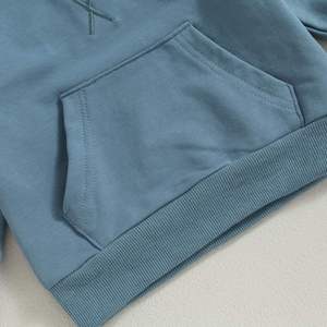 Venta al por mayor logotipo personalizado bordado 100% algodón orgánico transpirable niños sudadera otoño pulóver manga larga colores personalizados - Product Image 6