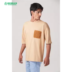 เสื้อยืดเปล่าผ้าฝ้าย 100% สั่งทำได้ MOQ ต่ำ ทรงหลวม พิมพ์โลโก้ด้านหน้า เป็นมิตรกับสิ่งแวดล้อม น้ำหนัก 220 กรัม ราคาขายส่ง คุณภาพดี สำหรับผู้ชาย - Product Image 4