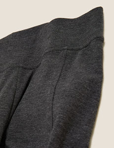 Venta al por mayor personalizado de las mujeres gimnasio Fitness Leggy Yoga Pant secado rápido grueso Spandex Legging en Tallaje Grande Opciones de Color Caliente Nuevo Diseño - Product Image 5