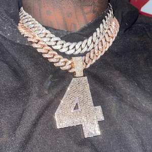 Pendentif design Hip Hop en argent 925 de luxe avec bijoux de fête personnalisables en diamant Moissanite avec caution pour sac d'argent glacé - Product Image 3