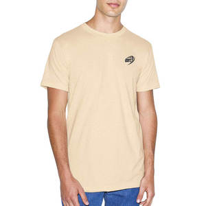 T-shirt léger pour homme en coton 100% T-shirt pour homme avec tissu respirant pour des journées d'été confortables - Product Image 1