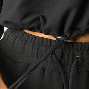 เสื้อฮู้ดครอปท็อปถักลายโลโก้แบบกำหนดเอง เสื้อฮู้ดผู้หญิงแบบสวมหัว สไตล์ลำลอง เป็นมิตรกับสิ่งแวดล้อม เหมาะสำหรับกิจกรรมกลางแจ้ง - Product Image 4