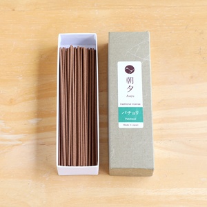 Bâtons d'encens traditionnels au patchouli 20g - Product Image 2