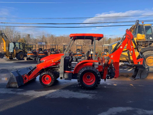 Chargeuse-pelleteuse Kubota L47 d'occasion/neuve |   Chargeuse-pelleteuse L47 40HP avec pompe et roulement de boîte de vitesses, neuve, très faible nombre d'heures, prête à l'emploi - Product Image 1